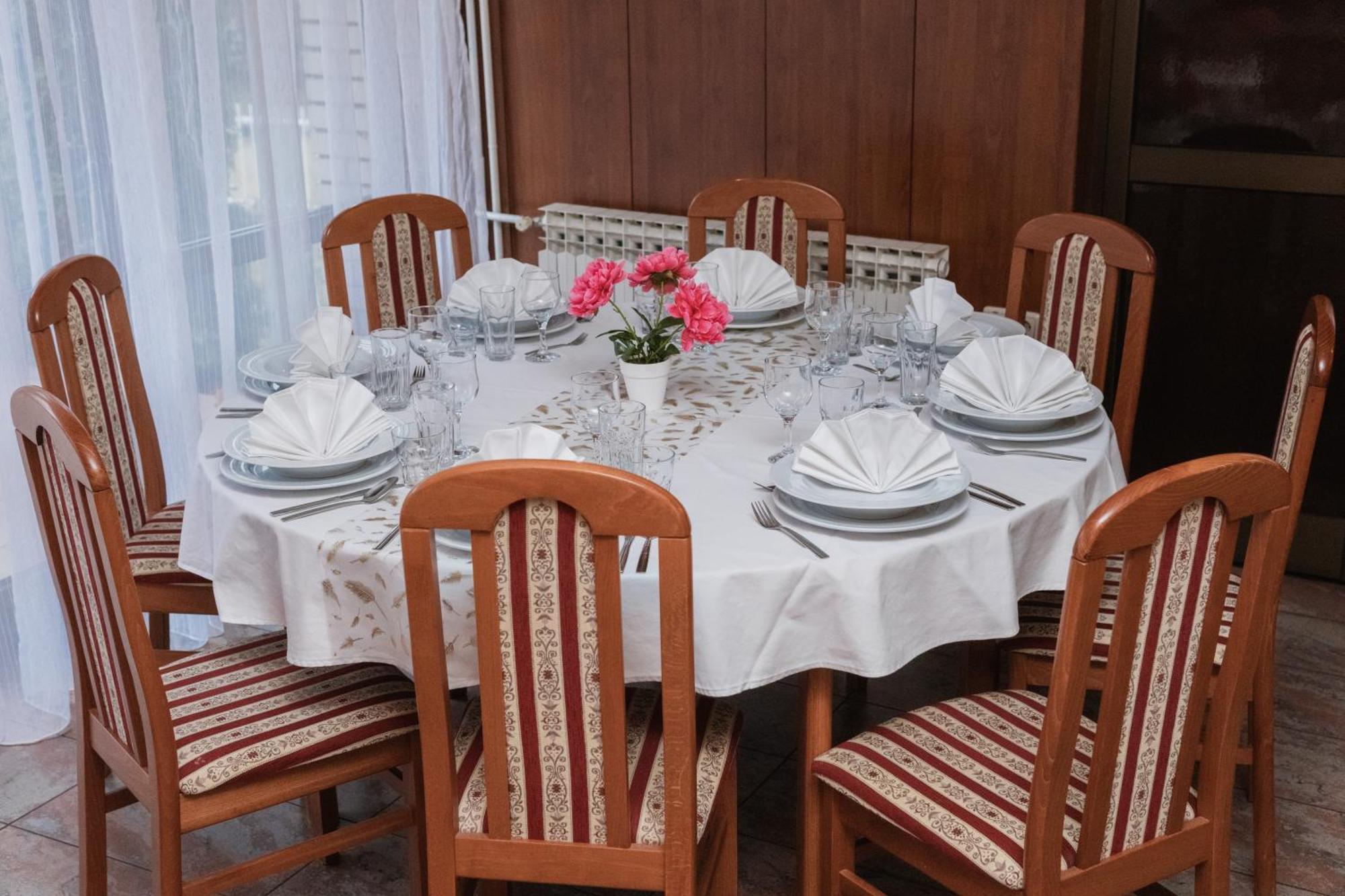 פאלה Hotel Damis מראה חיצוני תמונה