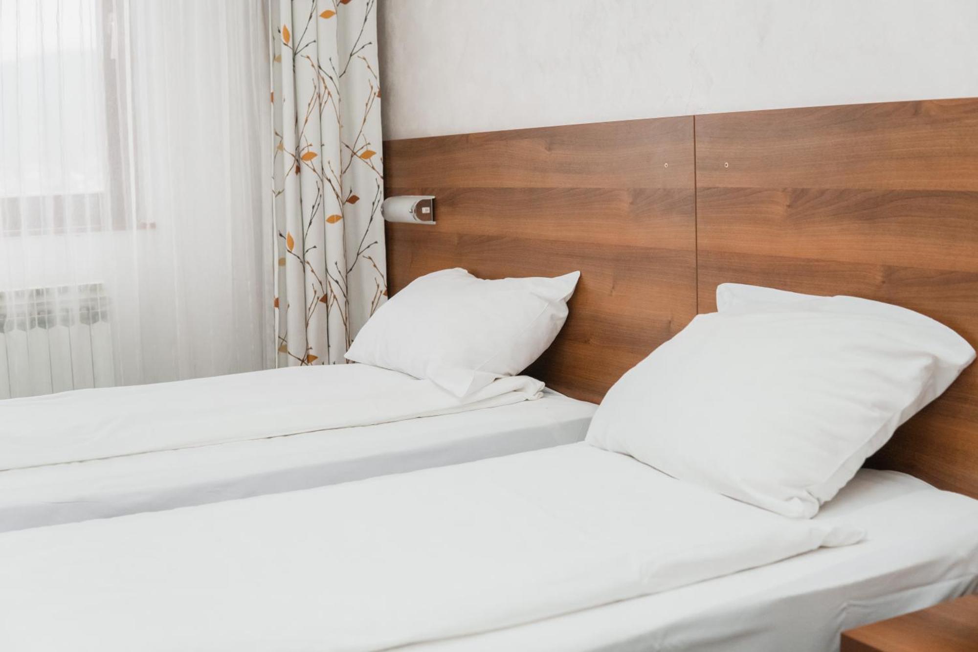 פאלה Hotel Damis מראה חיצוני תמונה