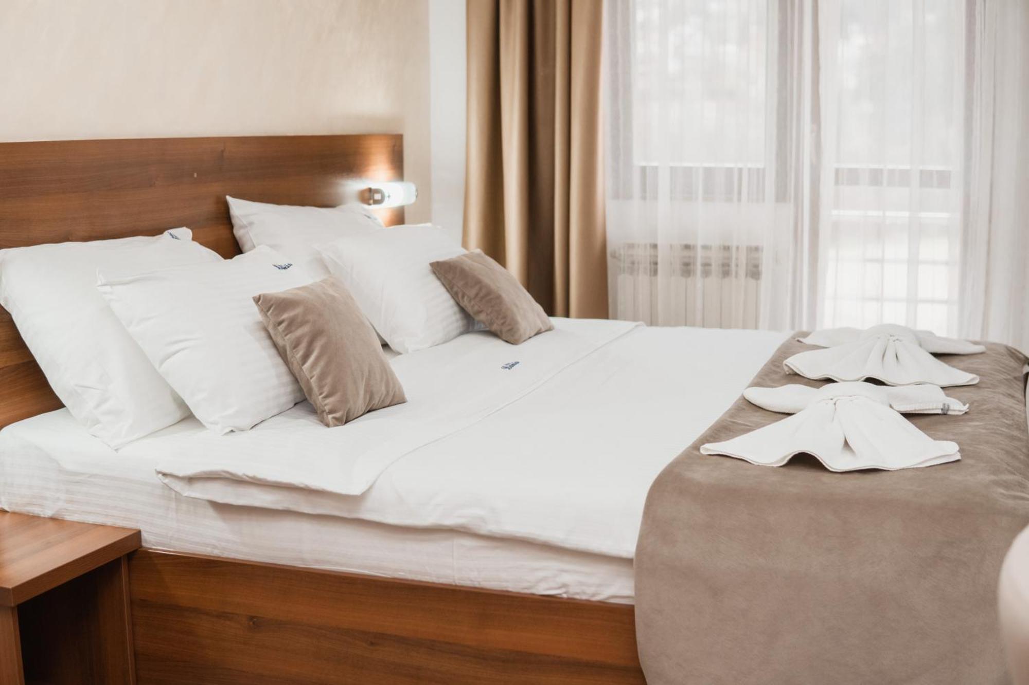פאלה Hotel Damis מראה חיצוני תמונה