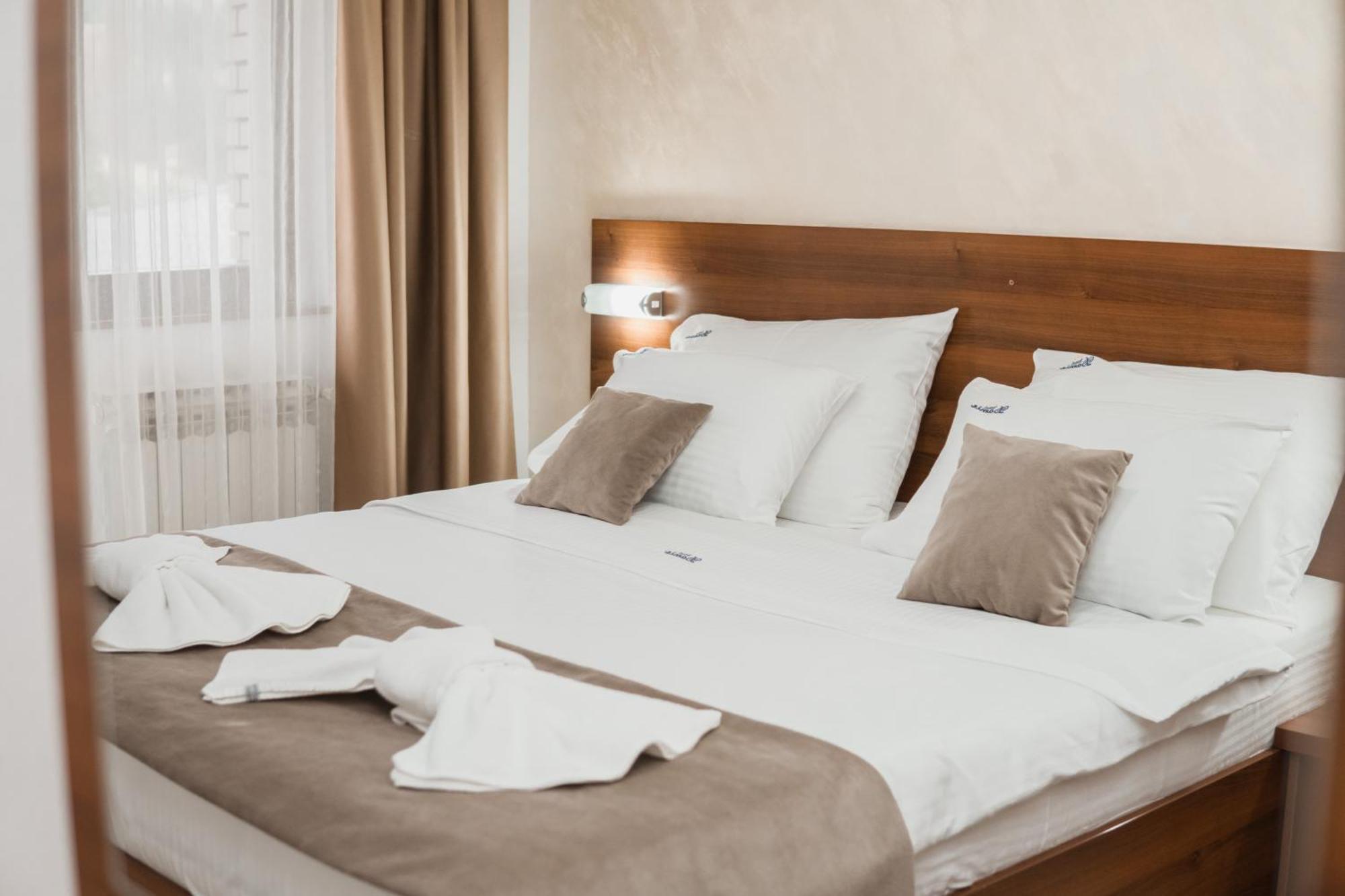 פאלה Hotel Damis מראה חיצוני תמונה